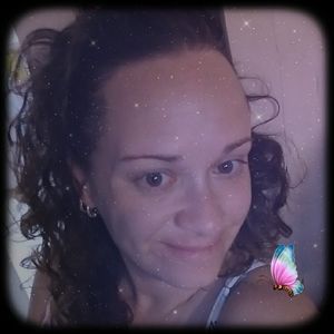 Meet your Posher, Valerie marie